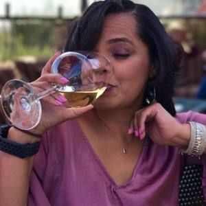 Meet your Posher, Ayrika